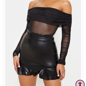Pretty Little Thing Faux leather frill hem mini skirt